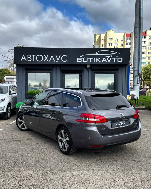 Peugeot 308 T9 - Image 4