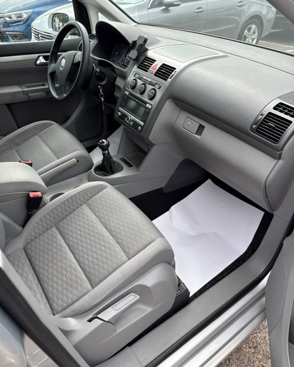 Volkswagen Touran I · Рестайлинг - Image 15