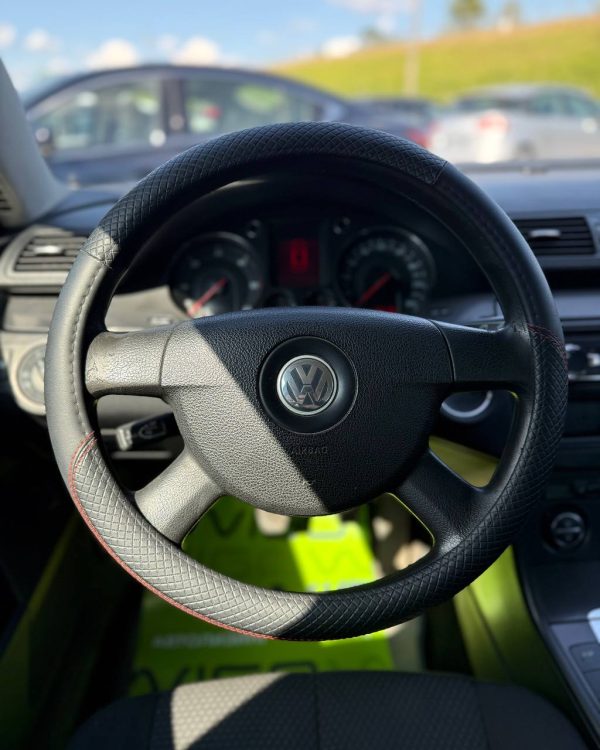 Volkswagen Passat B6 - Image 10