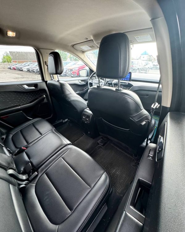 Ford Escape IV - Image 12