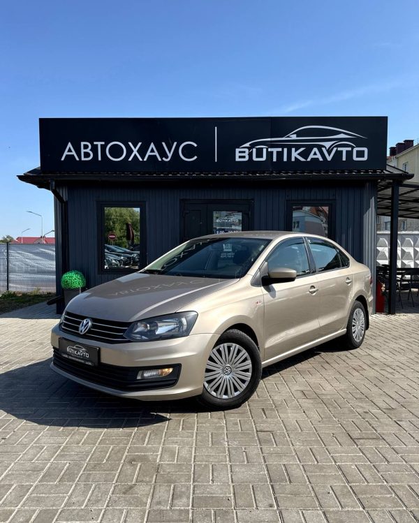 Volkswagen Polo Sedan I · Рестайлинг - Image 3
