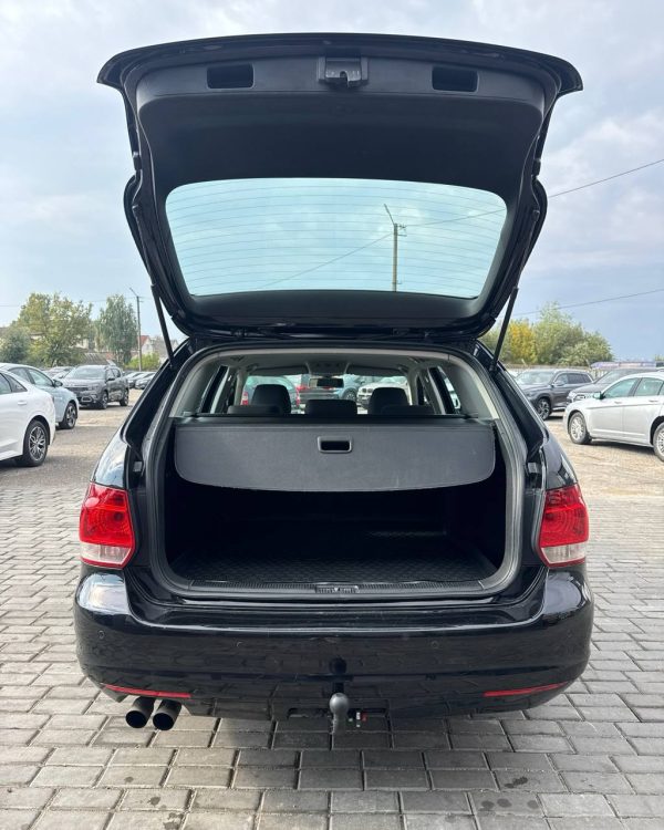 Volkswagen Golf VI - Image 12