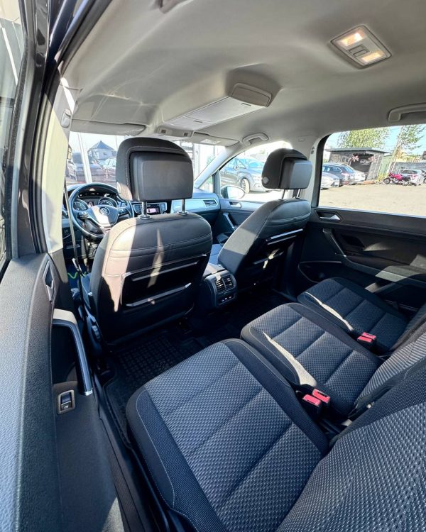 Volkswagen Touran II - Image 11