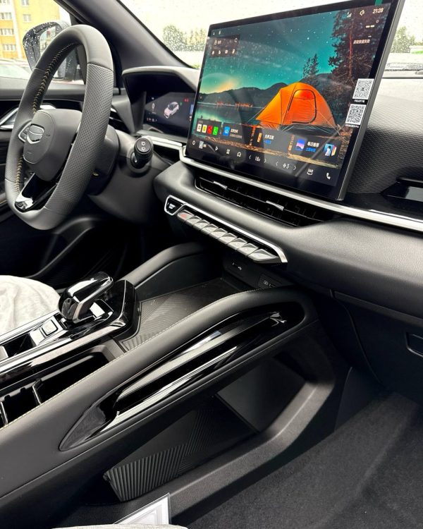 Geely Binyue I · 2-й рестайлинг - Image 12