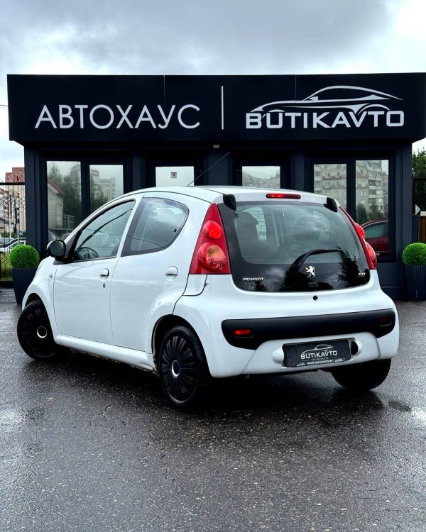 Peugeot 107 I · Рестайлинг - Image 4