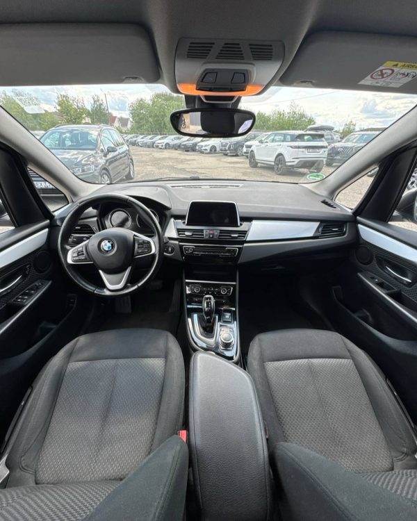 BMW 218 D GRAN TOURER - Image 7