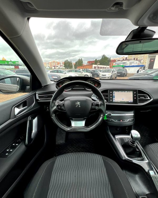 Peugeot 308 T9 - Image 12
