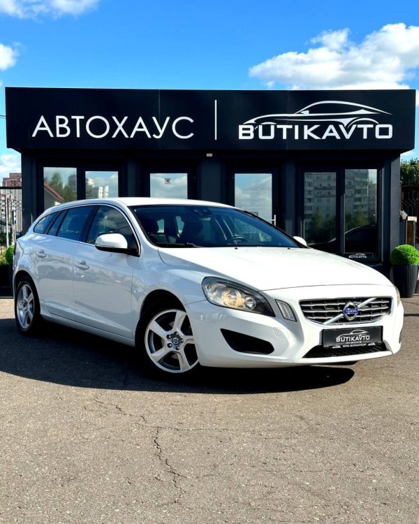 Volvo V60 I