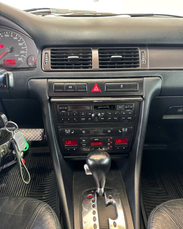 Audi A6 C5 - Image 10