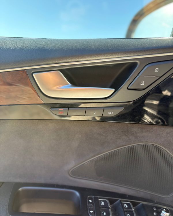 Audi A8 D4 - Image 18