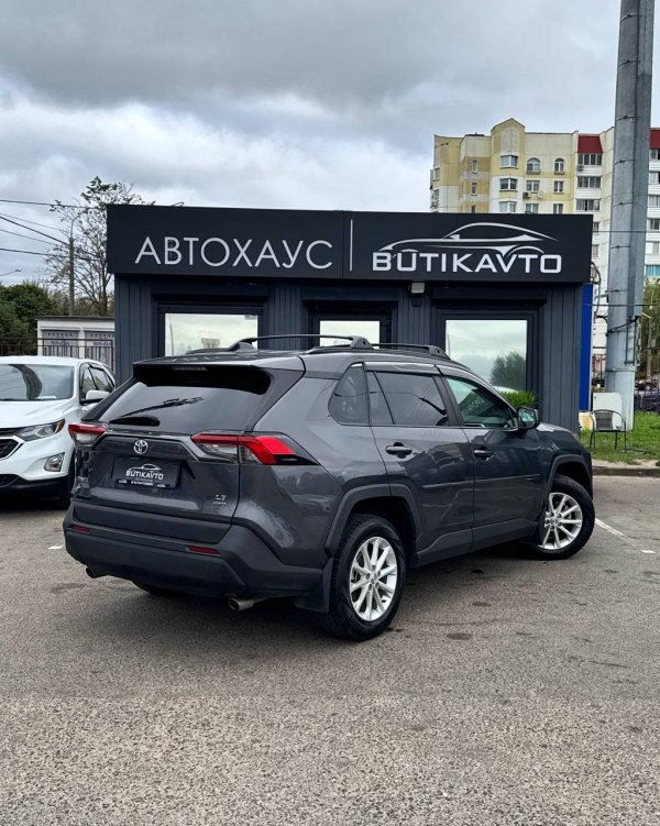Toyota RAV4 V (XA50) - Image 6