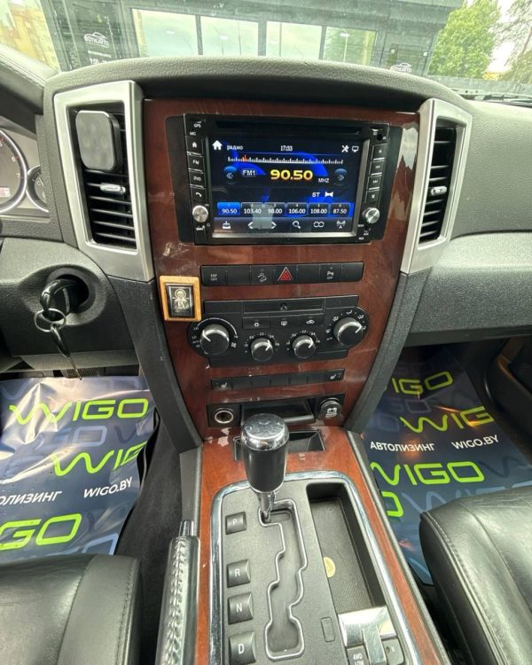 Jeep Grand Cherokee WK - Image 14