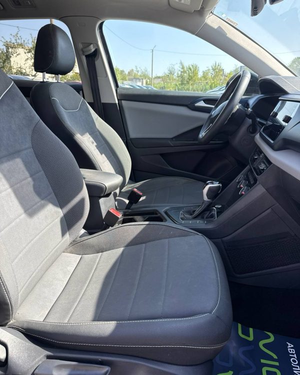 Volkswagen Taos  I - Image 10
