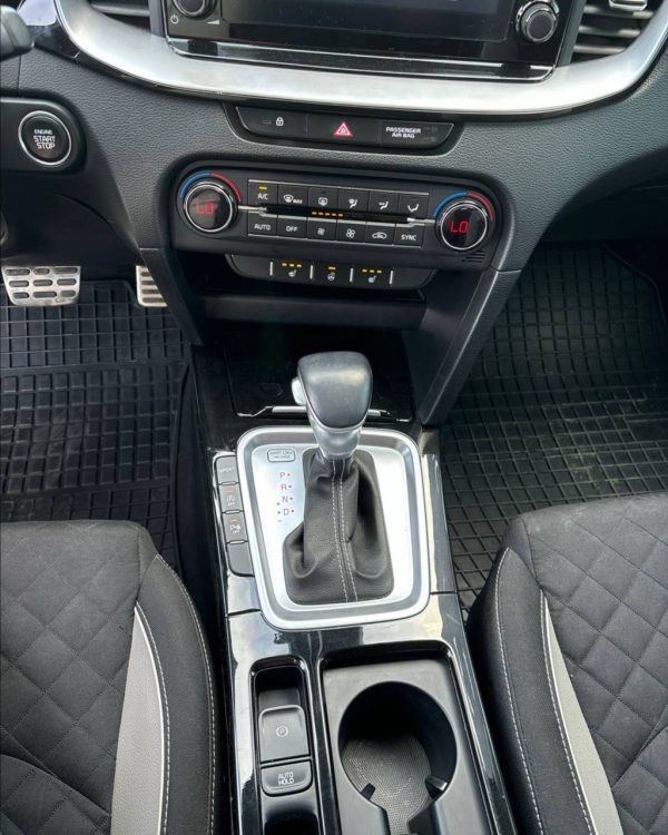 Kia ProCeed - Image 14
