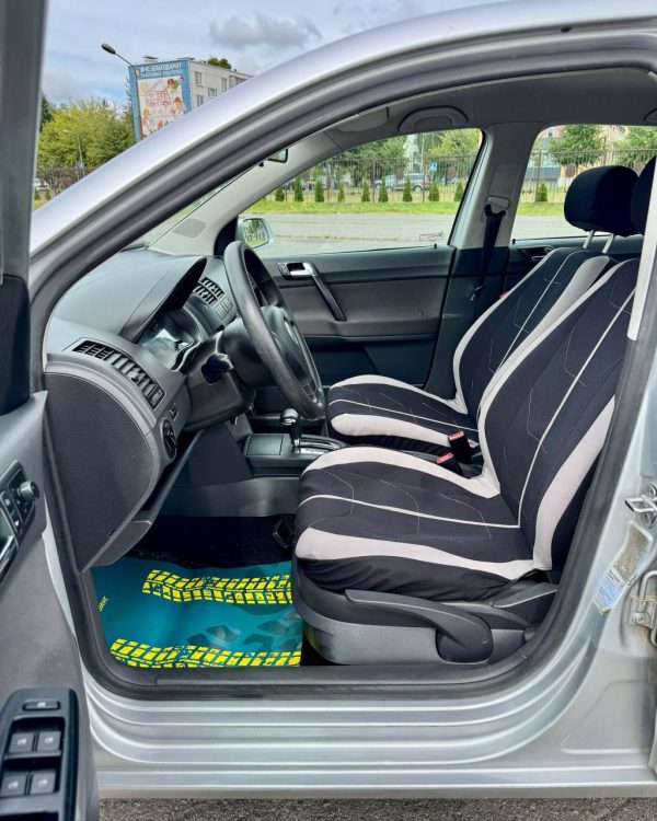 Volkswagen Polo IV · Рестайлинг - Image 10