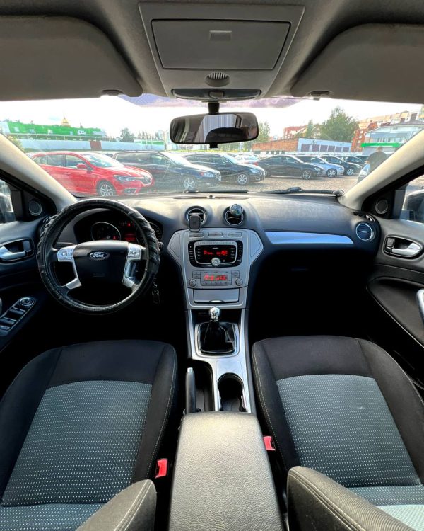 Ford Mondeo IV - Image 11