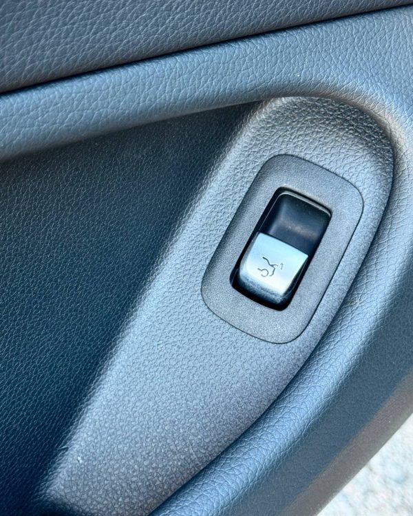 Mercedes-Benz C-Класс W205 S205 C205 A205 - Image 22