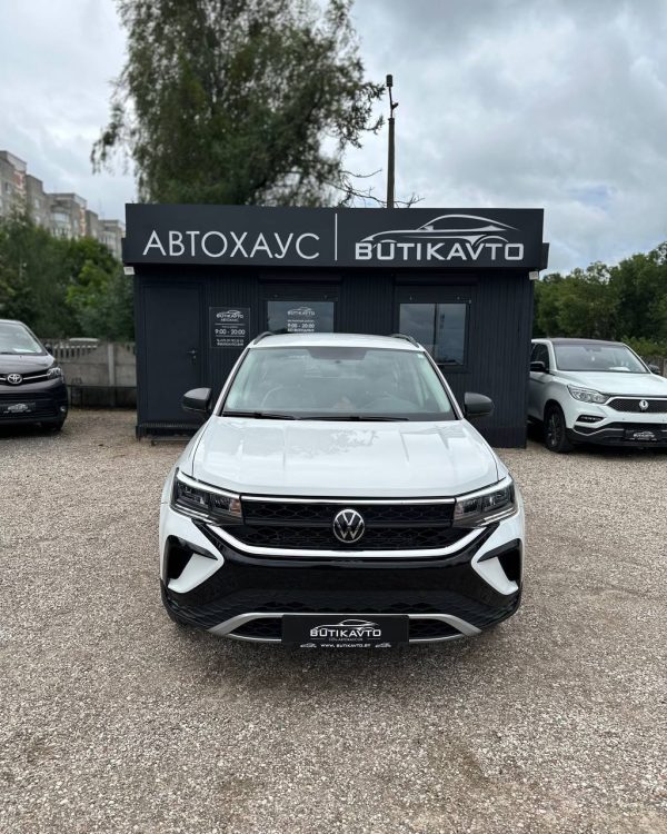 Volkswagen Taos  I - Image 2