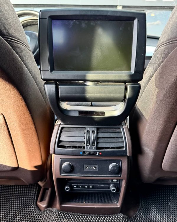 BMW X5 E70 - Image 23