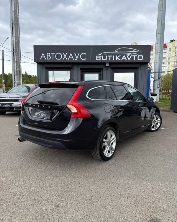 volvo v60 - Image 6