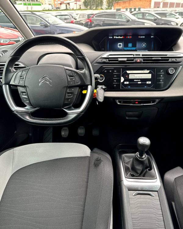 Citroen C4 Picasso II - Image 12