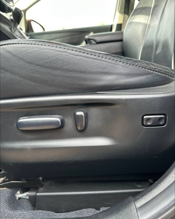 TOYOTA VENZA - Image 17