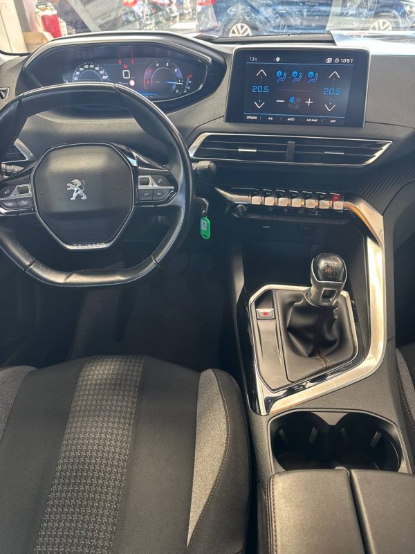 Peugeot 3008 II - Image 12