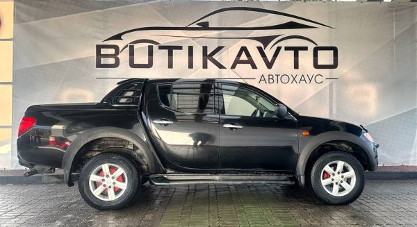 Mitsubishi L200 IV - Image 8