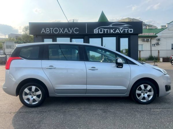 Peugeot 5008 I · Рестайлинг - Image 8