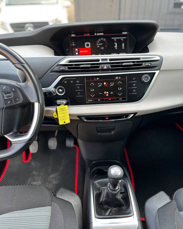 Citroen C4 Grand Spacetourer I - Image 10