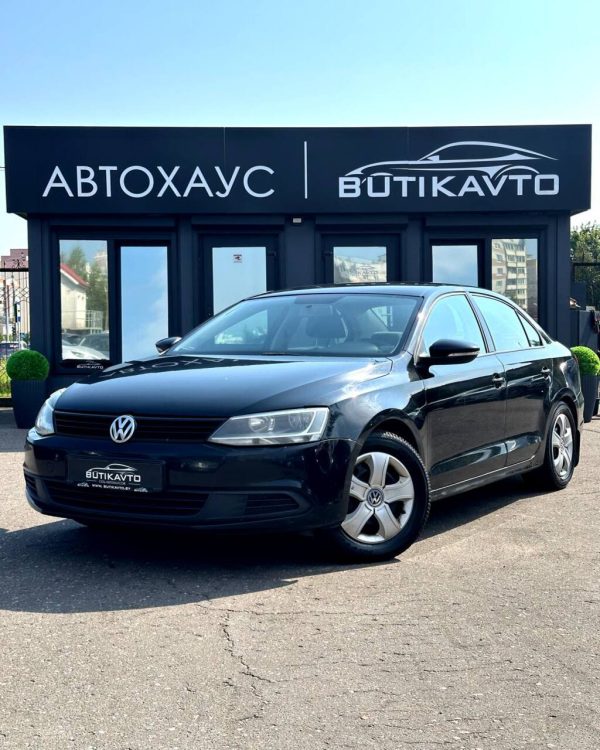 Volkswagen Jetta VI - Image 3