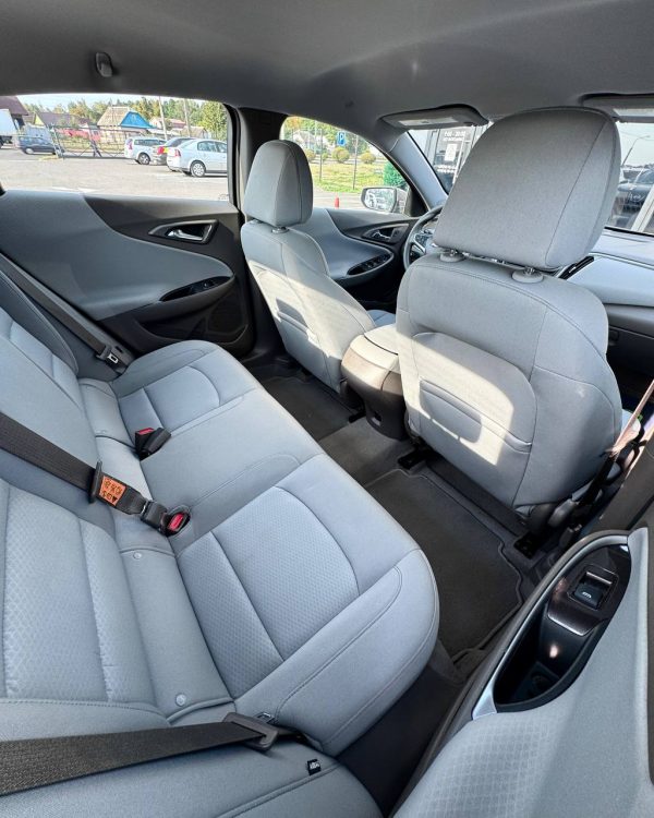 Chevrolet Malibu IX · Рестайлинг - Image 12