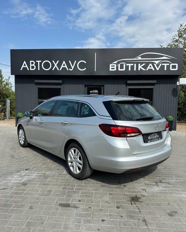 Opel Astra K - Image 4