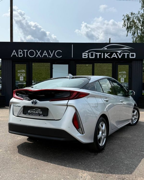 Toyota Prius Prime I (ZVW50L) - Image 7