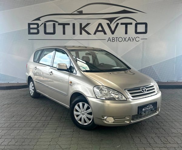 Toyota Avensis Verso I