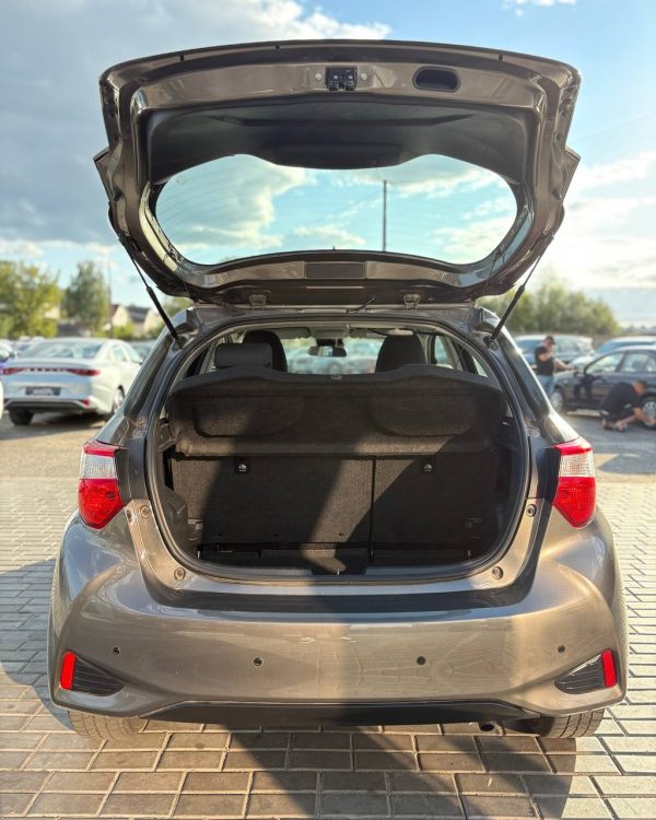 Toyota Yaris III (XP130) · 2-й рестайлинг - Image 12