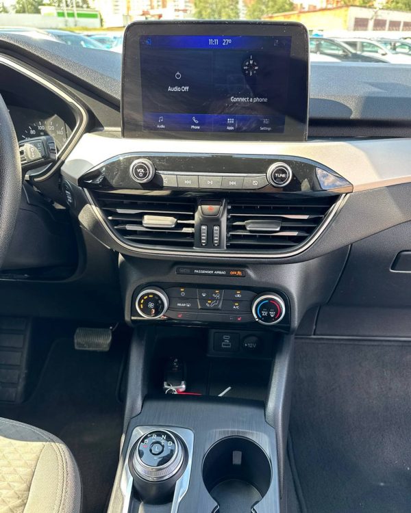 Ford Escape IV - Image 15