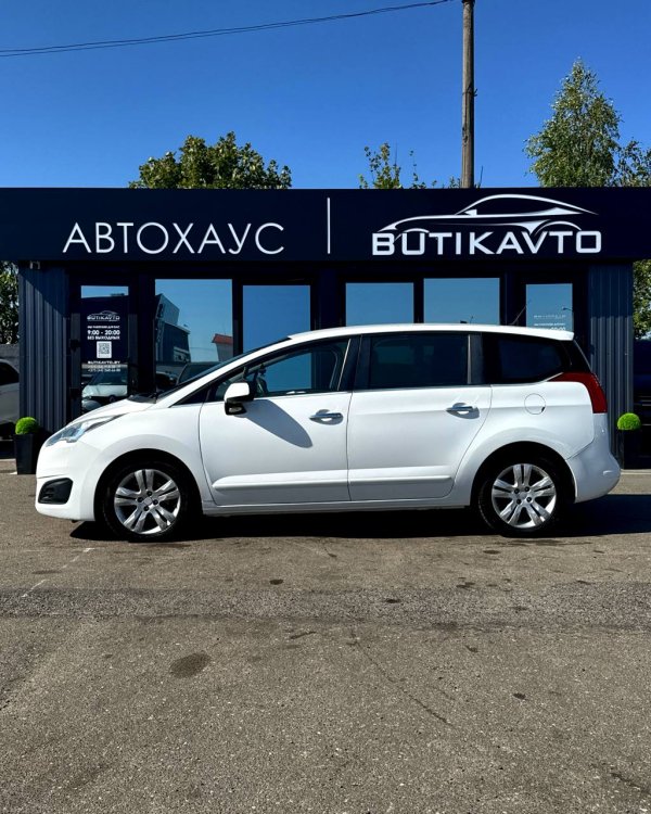 Peugeot 5008 I · Рестайлинг - Image 4