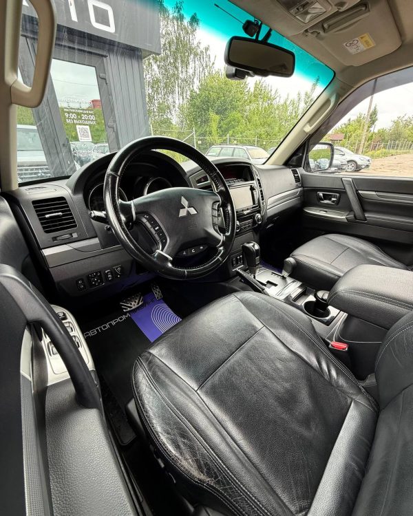 Mitsubishi Pajero IV  2-й рестайлинг - Image 10