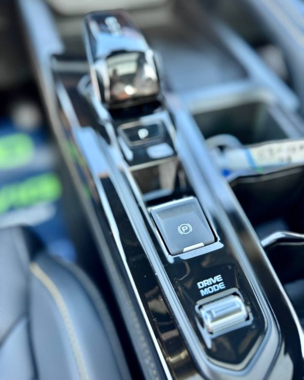 Geely Binyue L I - Image 16