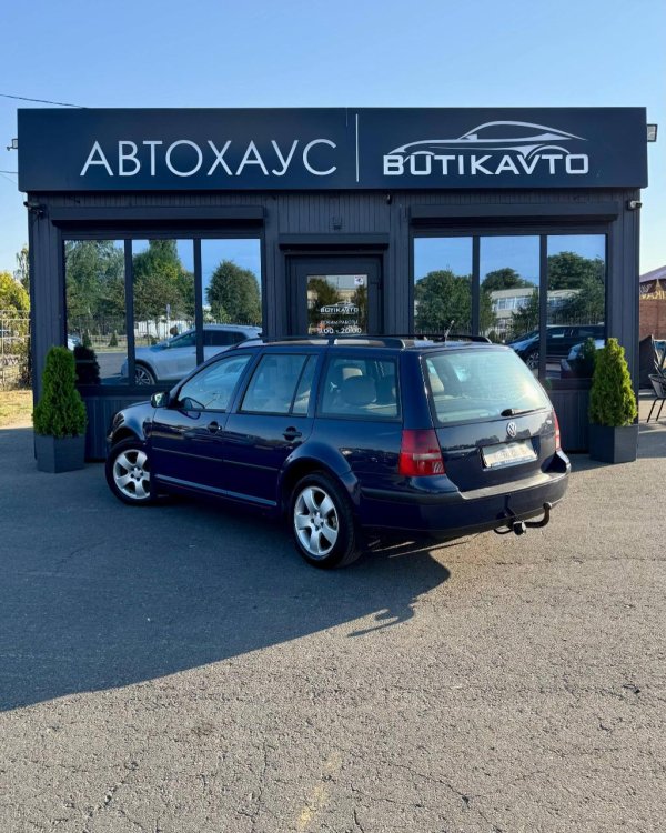 Volkswagen Golf IV - Image 5