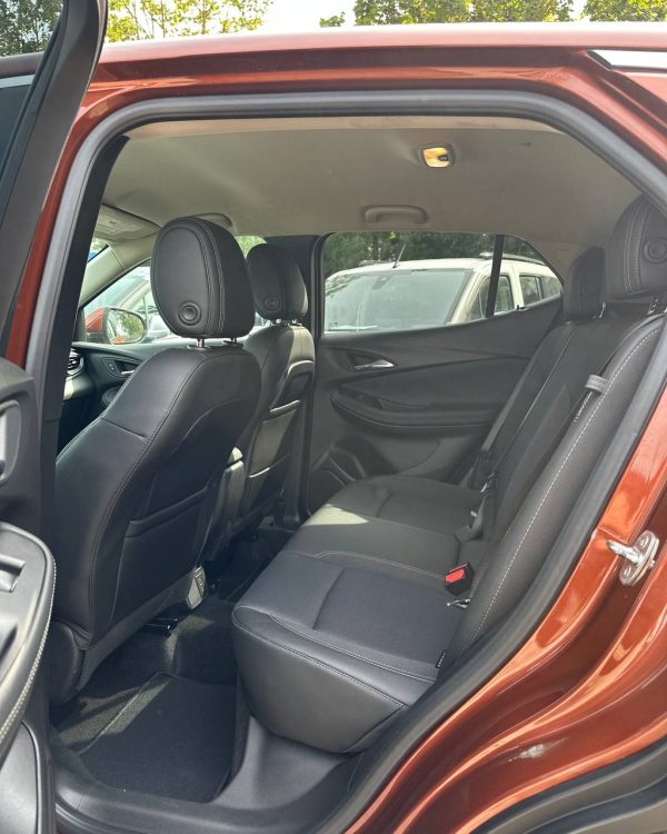 Buick Encore GX I - Image 8
