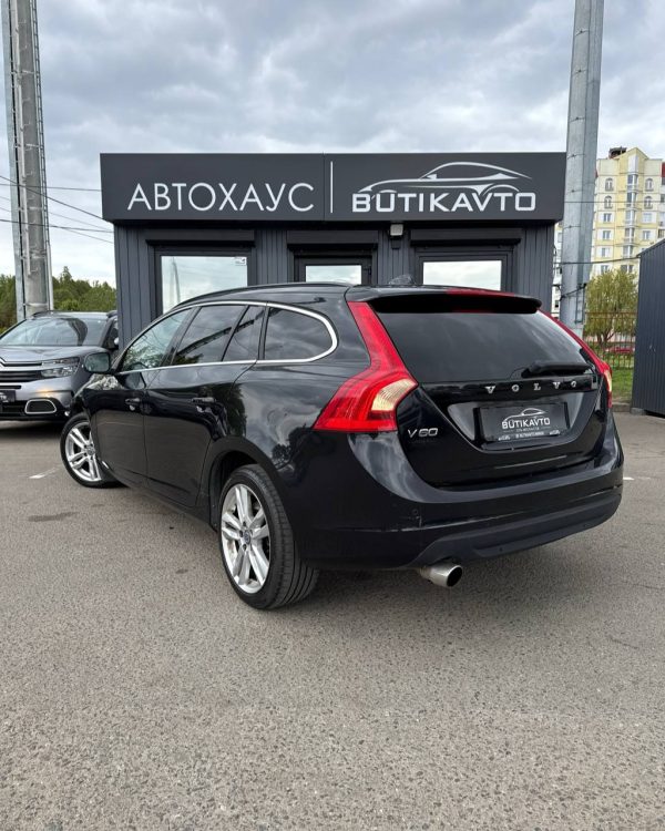 volvo v60 - Image 4