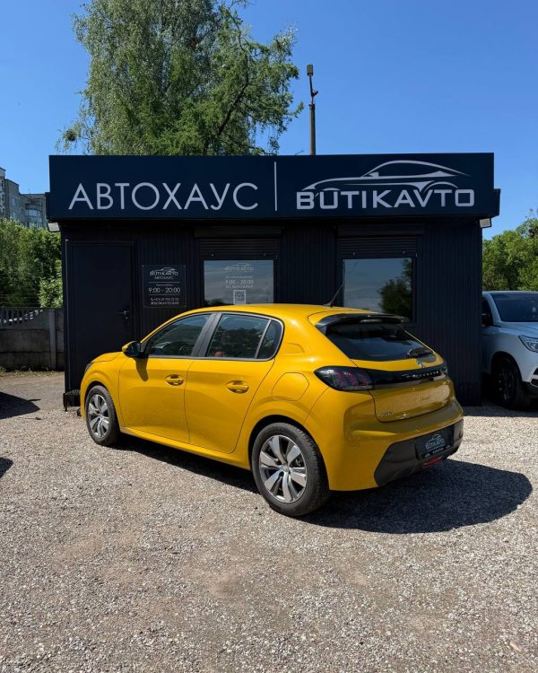 Peugeot 208 - Image 6