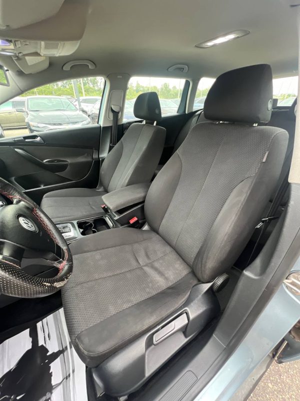 Volkswagen Passat B6 - Image 10