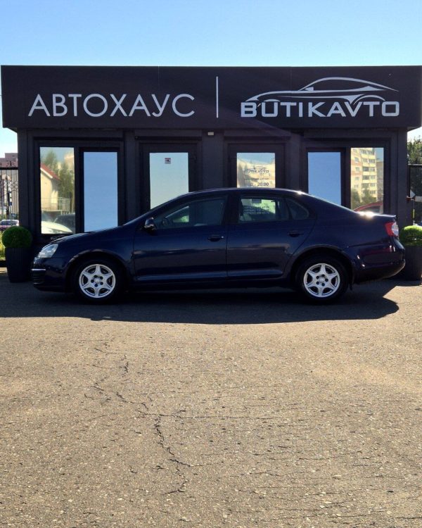 Volkswagen Jetta V - Image 7