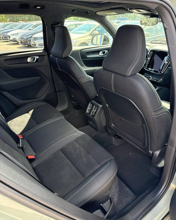 Volvo XC40 I · Рестайлинг - Image 15