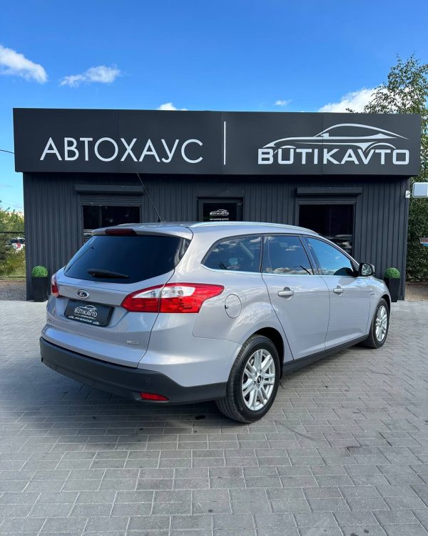 Ford Focus III - Image 6