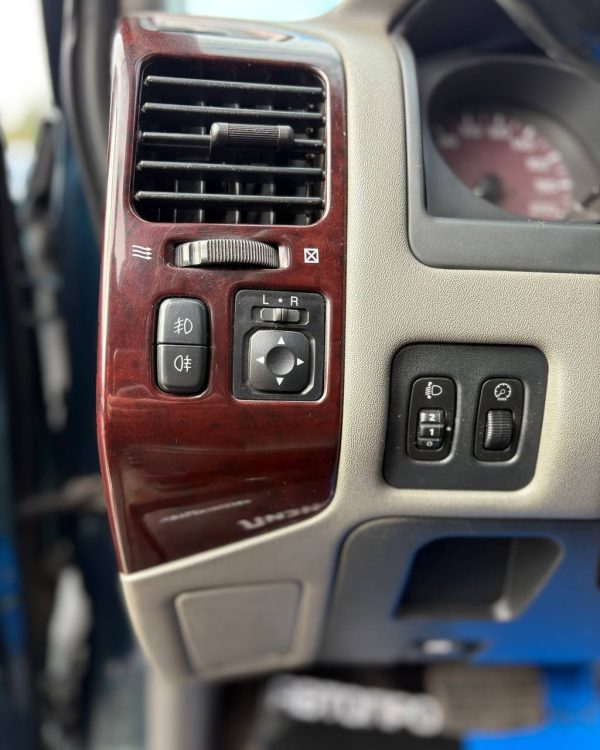 Mitsubishi Pajero III - Image 20