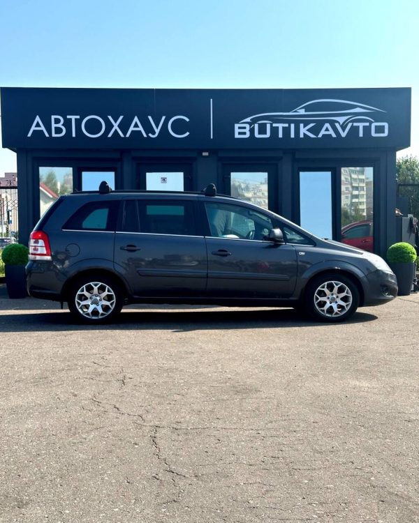 Opel Zafira B · Рестайлинг - Image 8